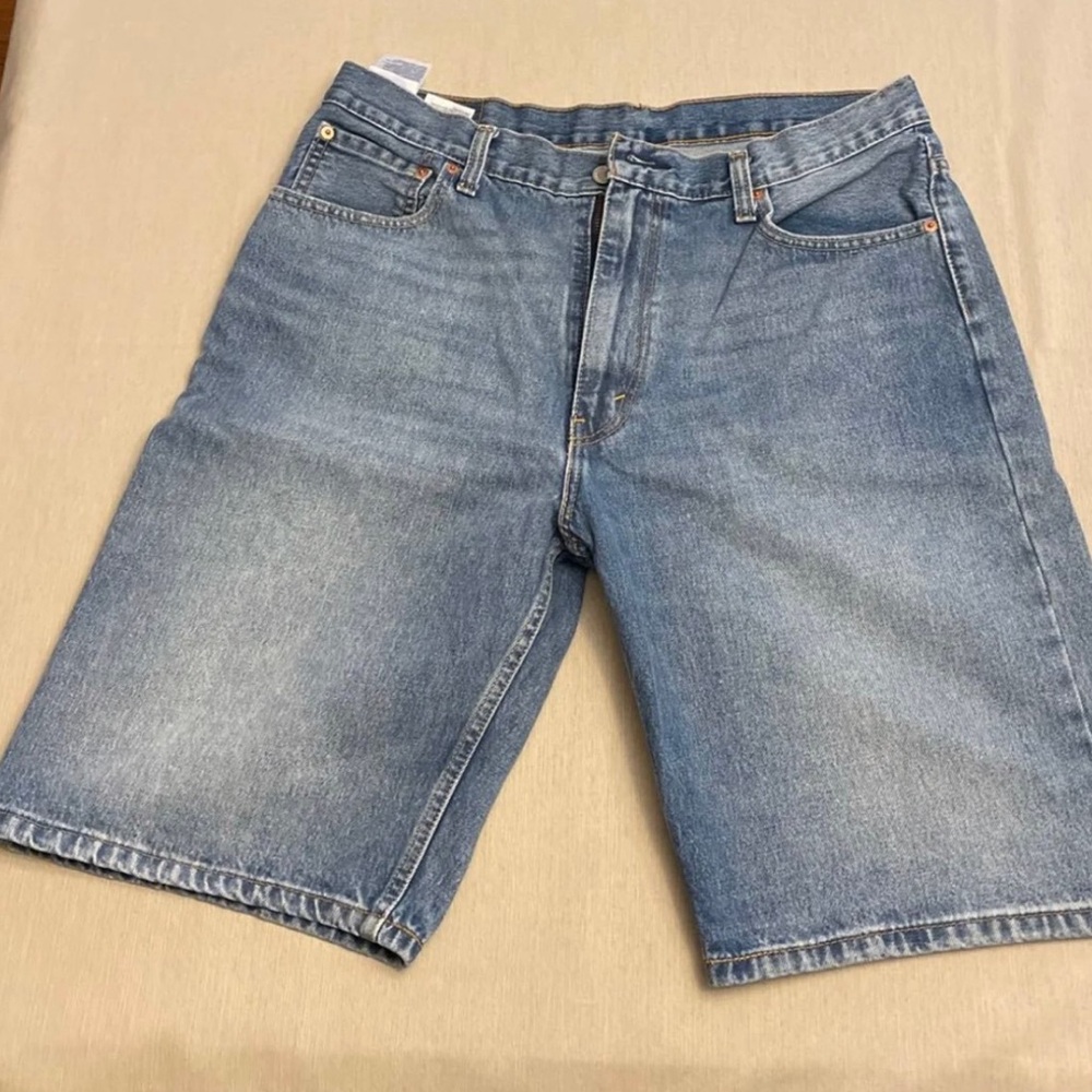 Levi's 569 denim shorts - Mens size 36